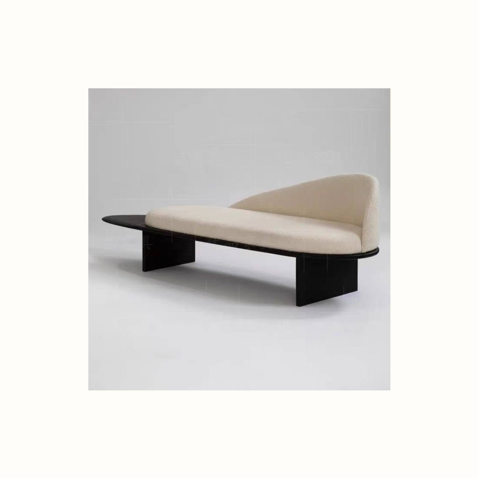Minimal Luxury Bench detail